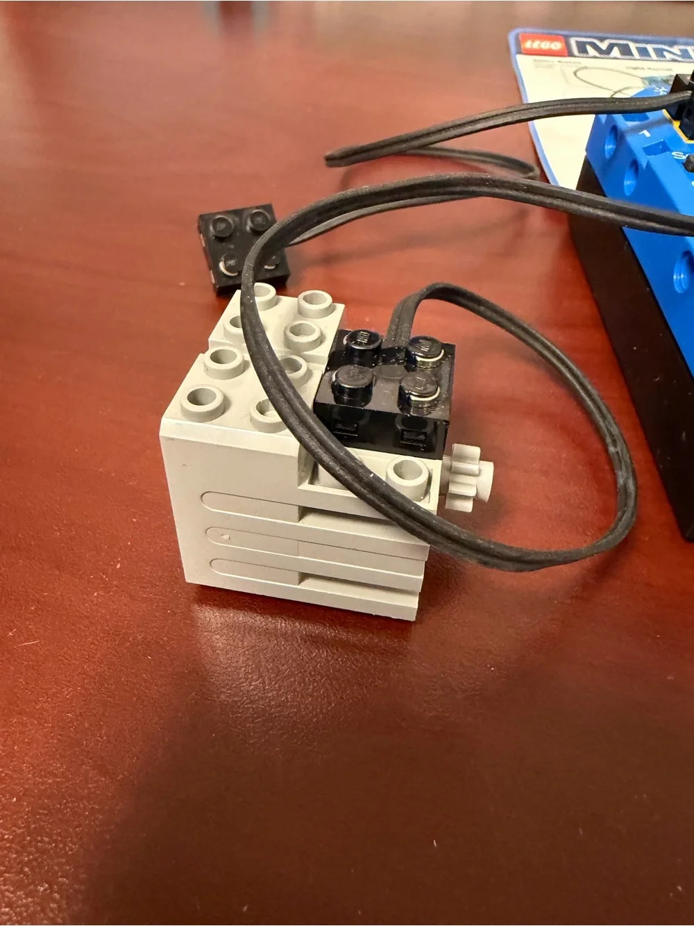Lego Blue Scout FX Controller 32104C01 with 2 motors and 1 Touch Sensor